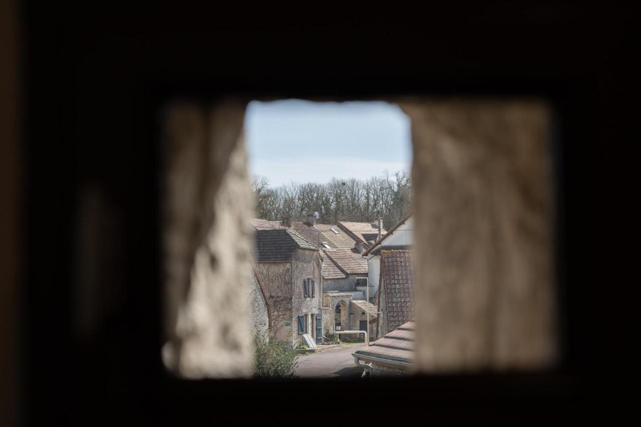 Au Coeur Des Vignes Entre Beaune Et Dijon Villa Montceau-et-Echarnant Exterior photo
